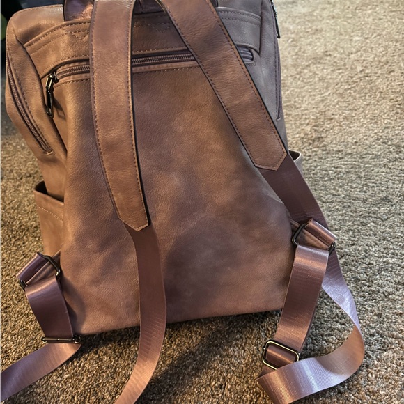 Purple backpack - Picture 4 of 6